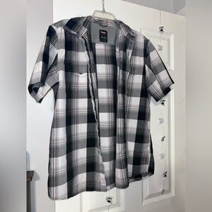 Wrangler Black and White Checkered Shirt